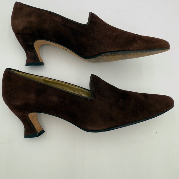 Evan Picone Brown 7.5 Suede Almond Toe Slip on Small Heel Pumps Shoes Workwear - Picture 3 of 9